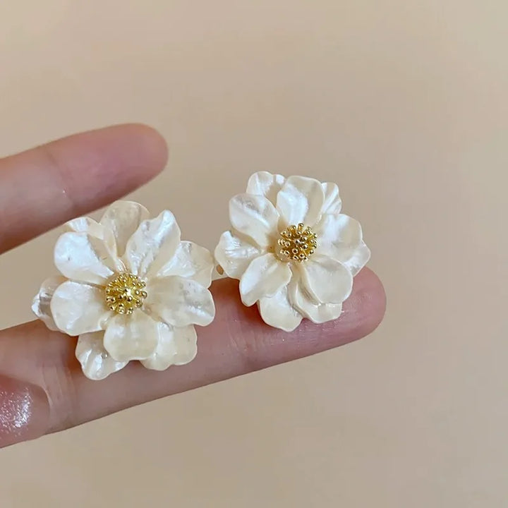 Aurelia White Dahlia Studs