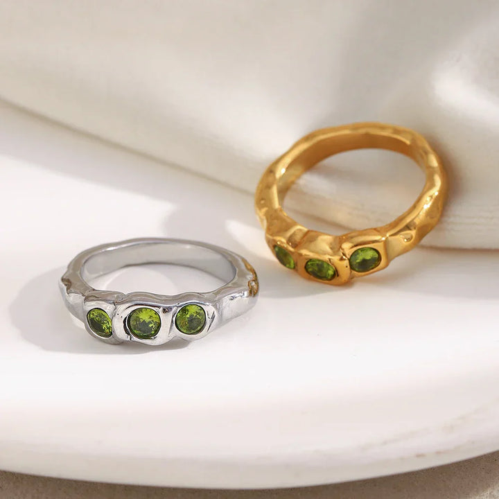 Geometric Elegance Ring - 18k Gold Plated