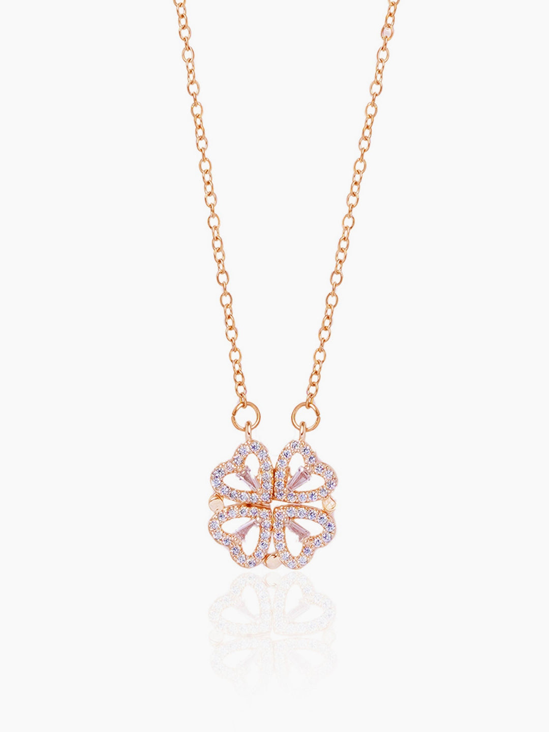 Shiny Clover Necklace