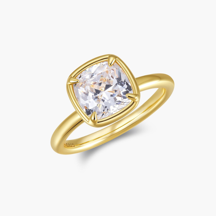 Hera Ring