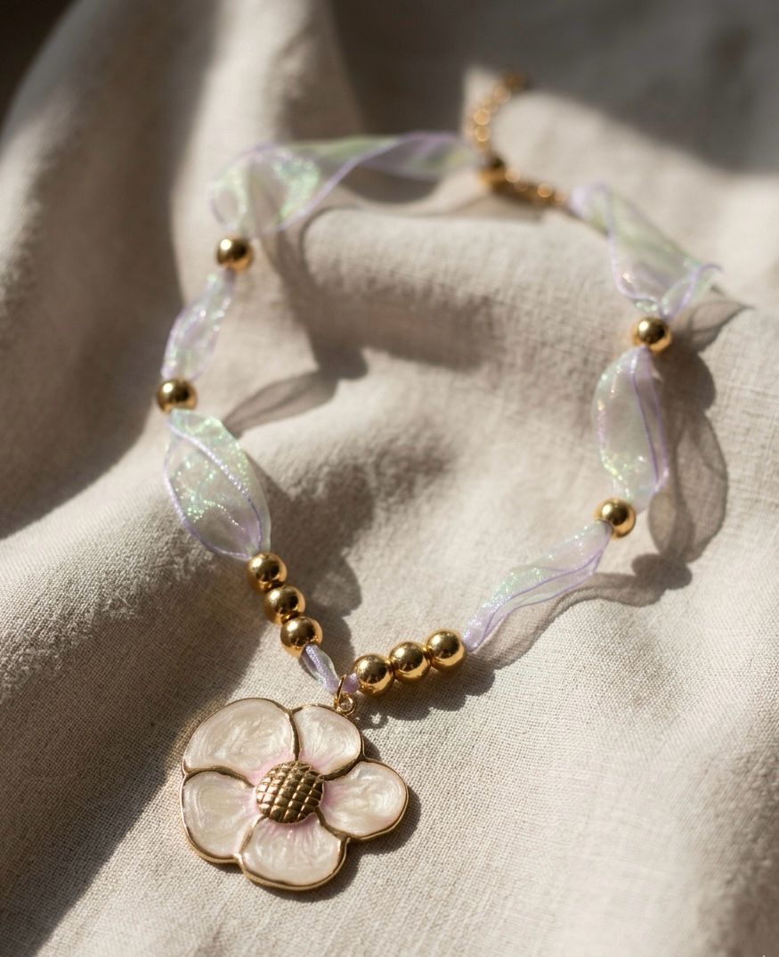 Taffeta Ribbon Necklace