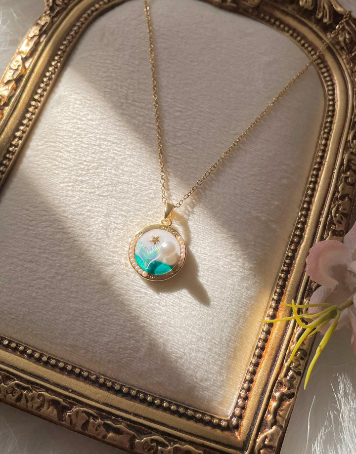 Aqueria Mermaid Tail Necklace
