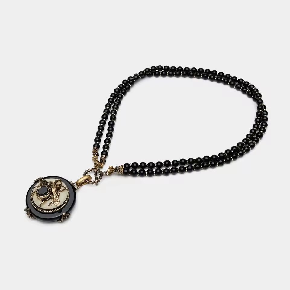 BeeQueen Vintage Natural Agate Necklace