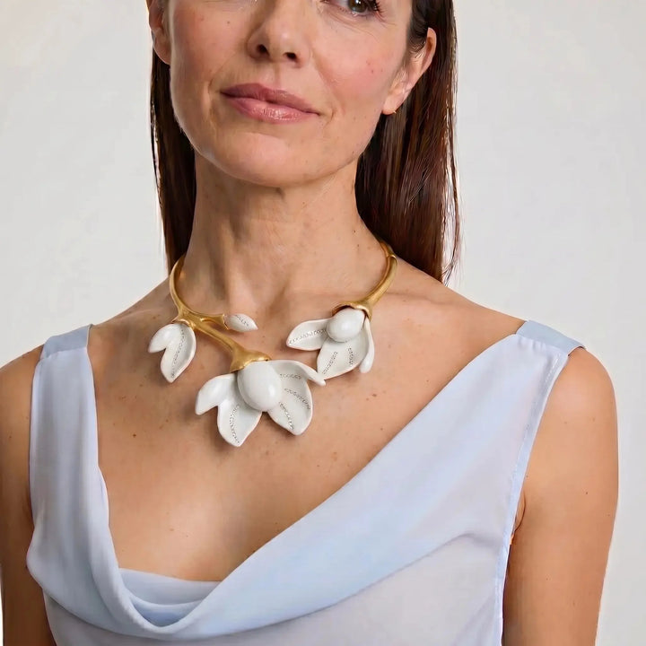 Blooming Magnolia Retro Flower Necklace