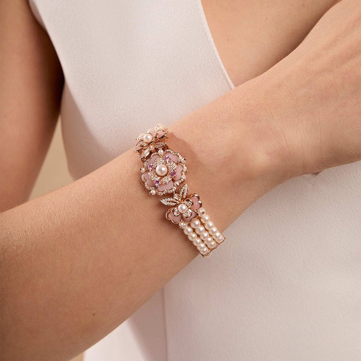 Blush Bloom Pearl Bracelet