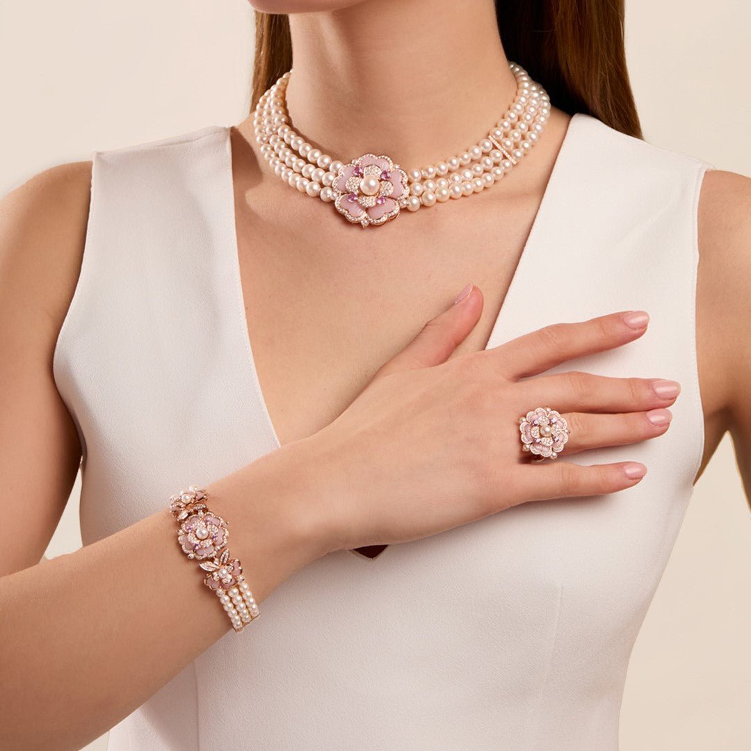 Blush Bloom Pearl Bracelet