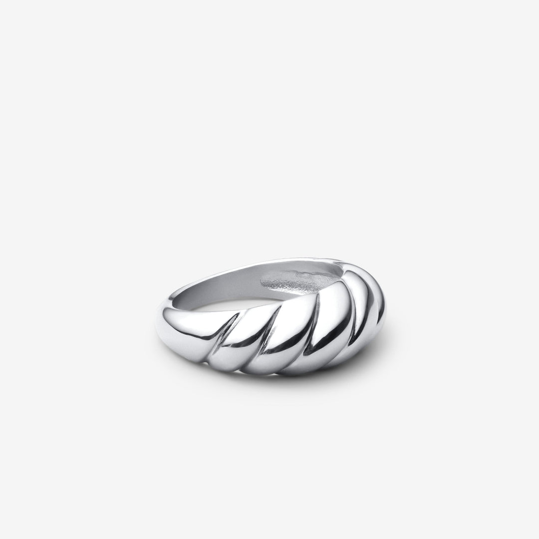 Croissant Ring