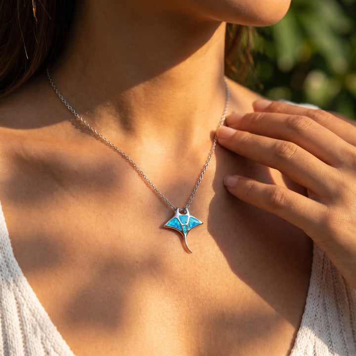 Seafoam Manta Necklace