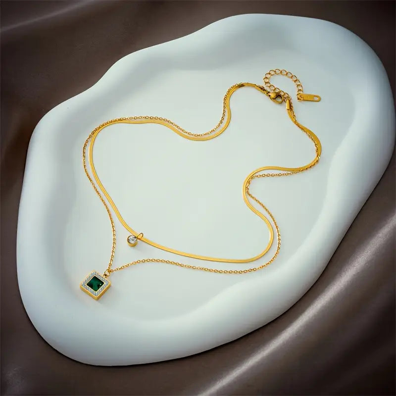 Cäcilie | Necklace | Emerald