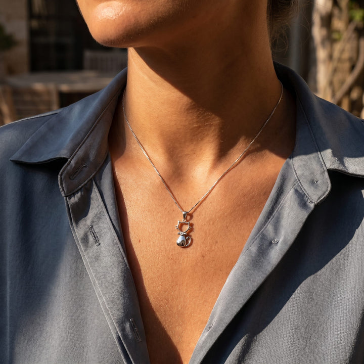 Elegant Cat Necklace