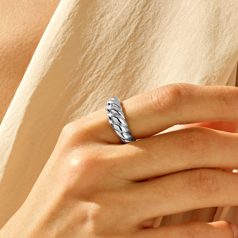 Croissant Ring