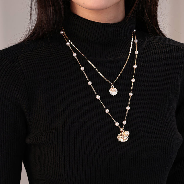 Pearl and Shell Pendant Necklace Set