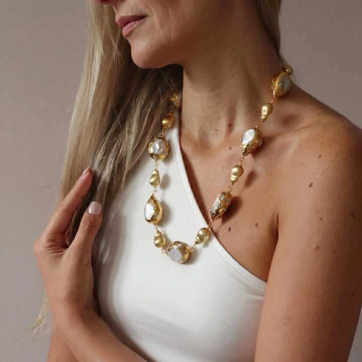 FluxFlicker Pearl Teardrop Necklace