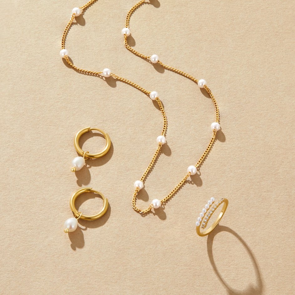 Bella Pearl Hoop Earrings