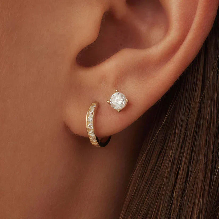 Dara Brillane Earrings Set with Stone | Gold