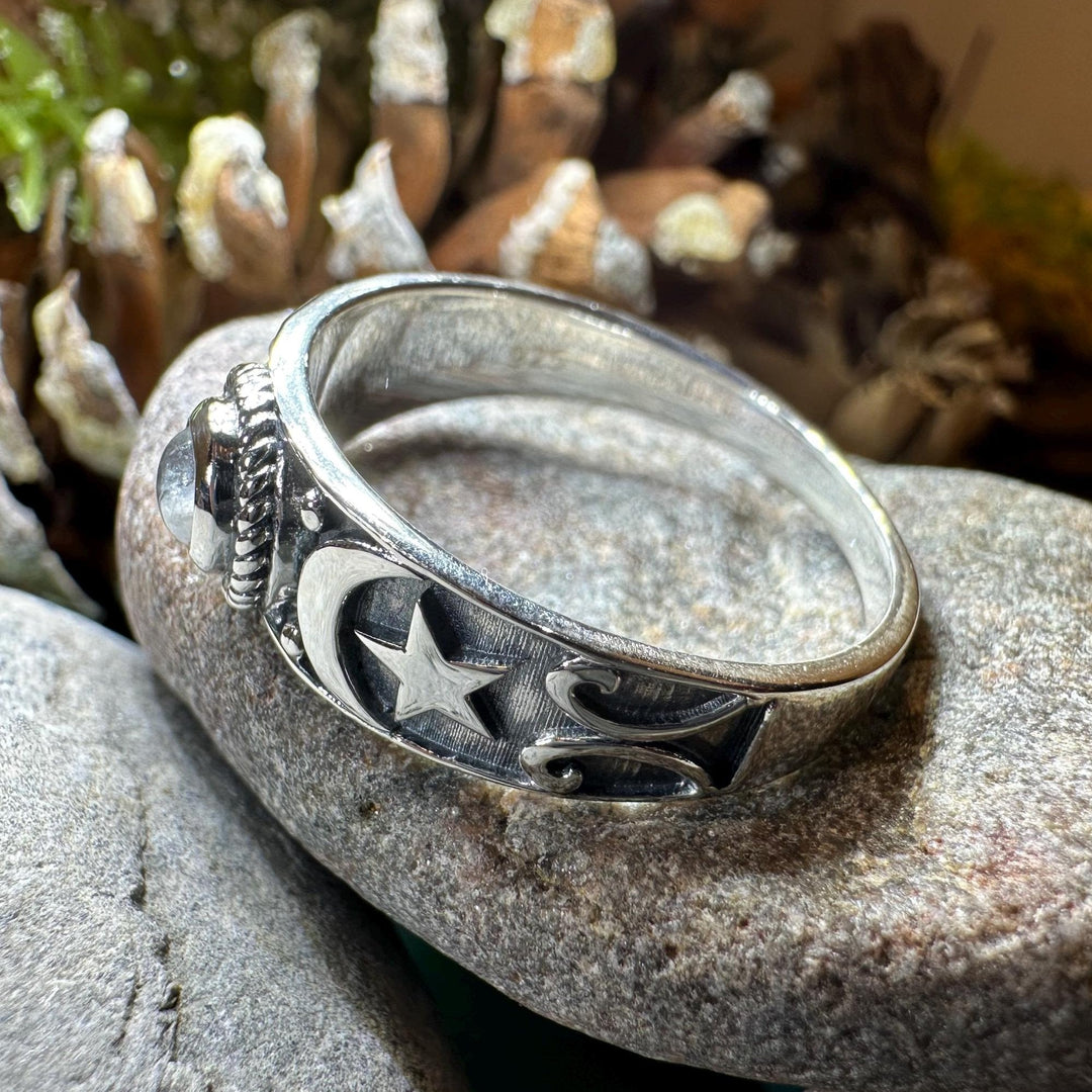 Locasta Crescent Moon & Stars Ring in Sterling Silver