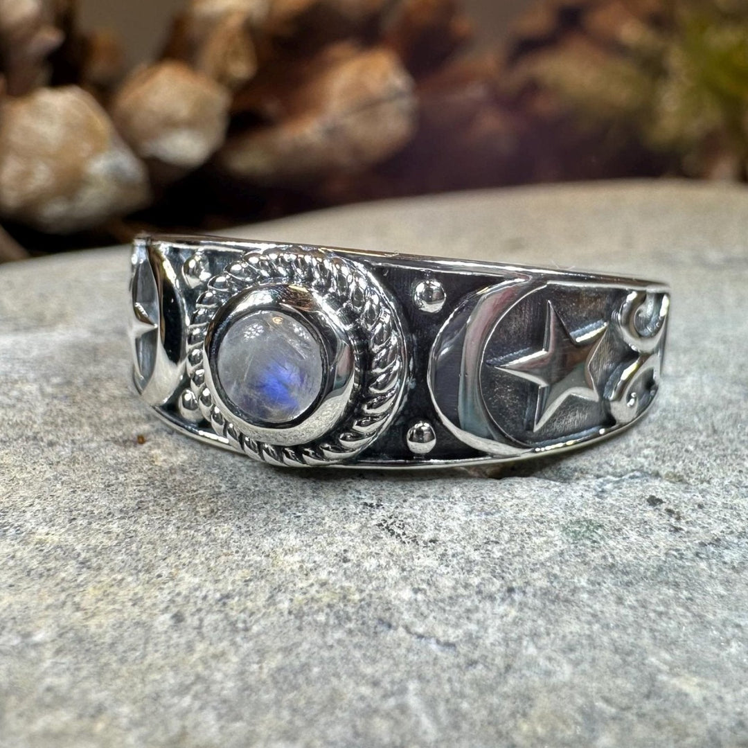 Locasta Crescent Moon & Stars Ring in Sterling Silver