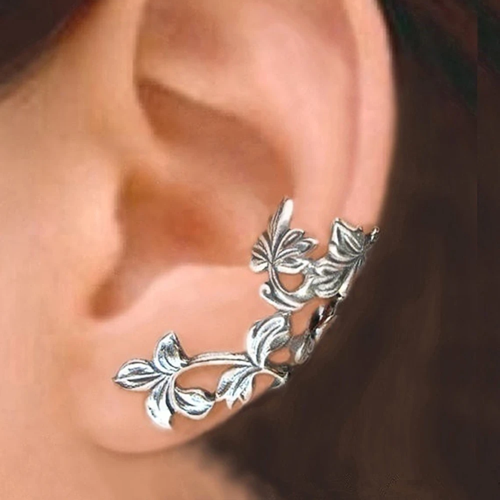 Vintage Silver Leaf Design Earrings