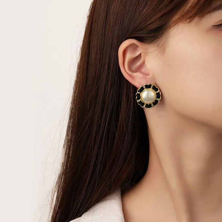 Elegant Pearl Earrings