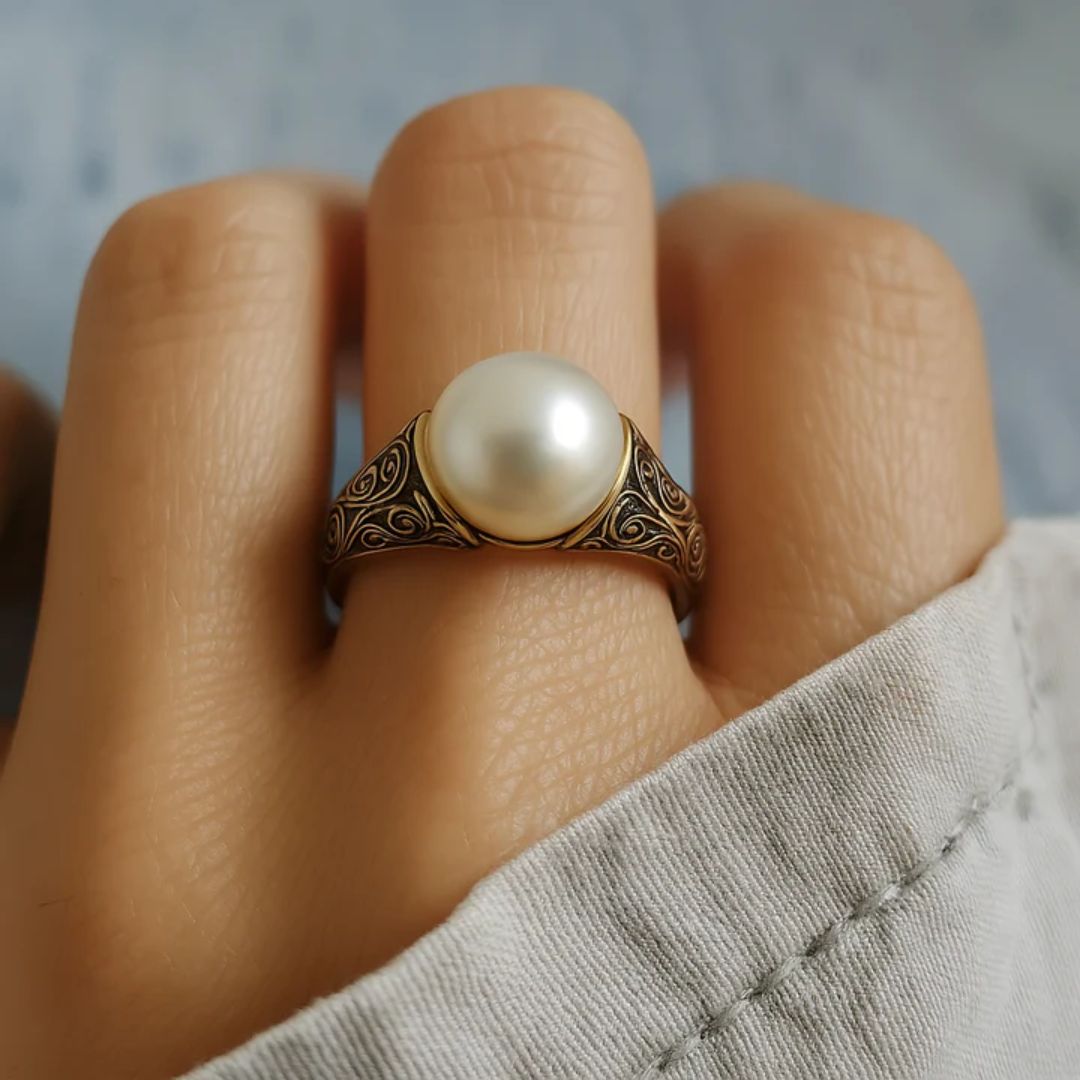 Olivia | Vintage Pearl Gold Ring