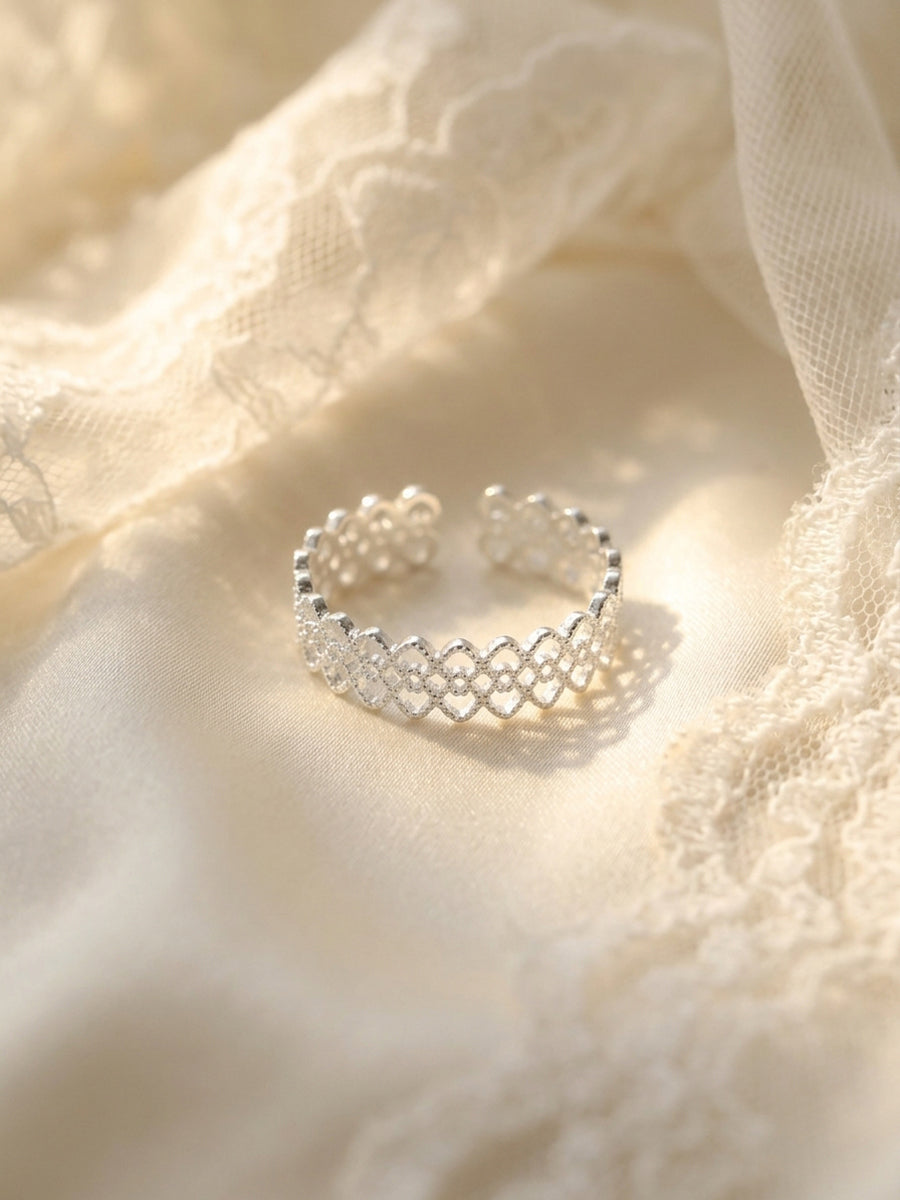 Maiden Lace Ring