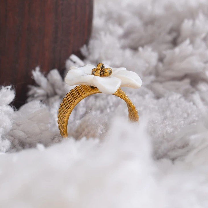 Moonflower Shell Ring