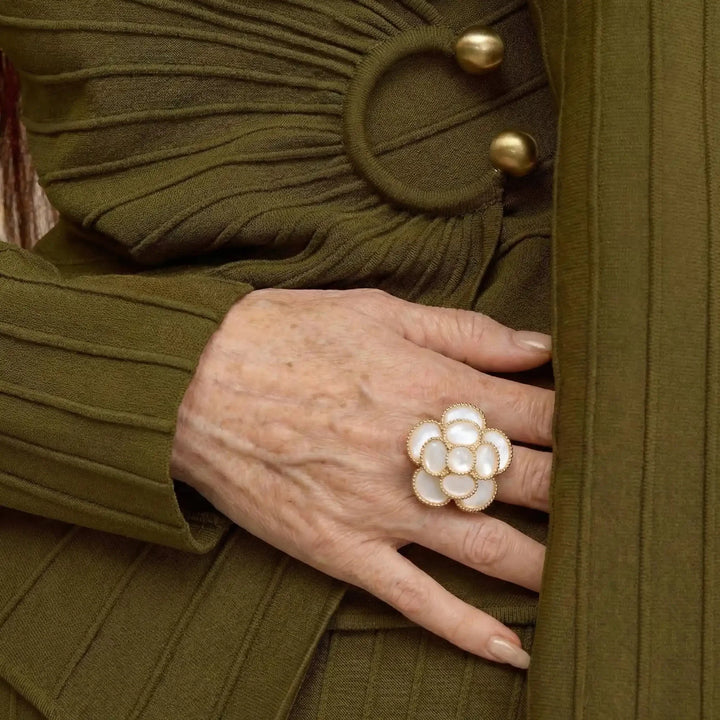 Pearl Bloom Vintage Ring