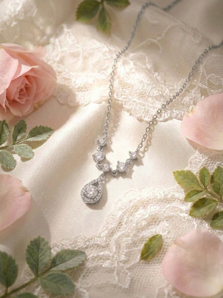 Star Tear Necklace