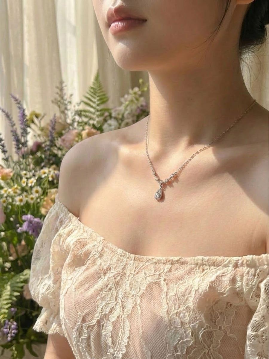 Star Tear Necklace