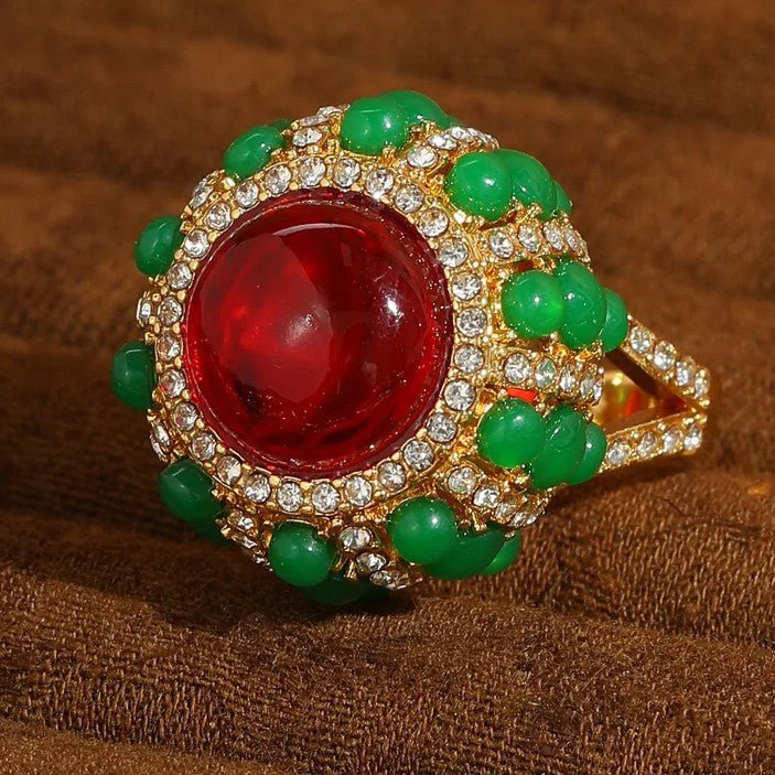 Vintage Court Jewel Ring