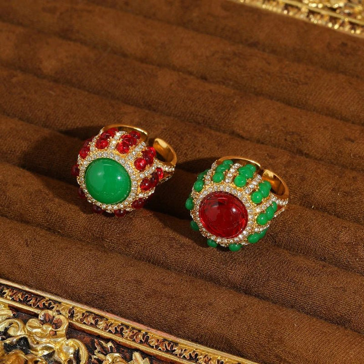 Vintage Court Jewel Ring