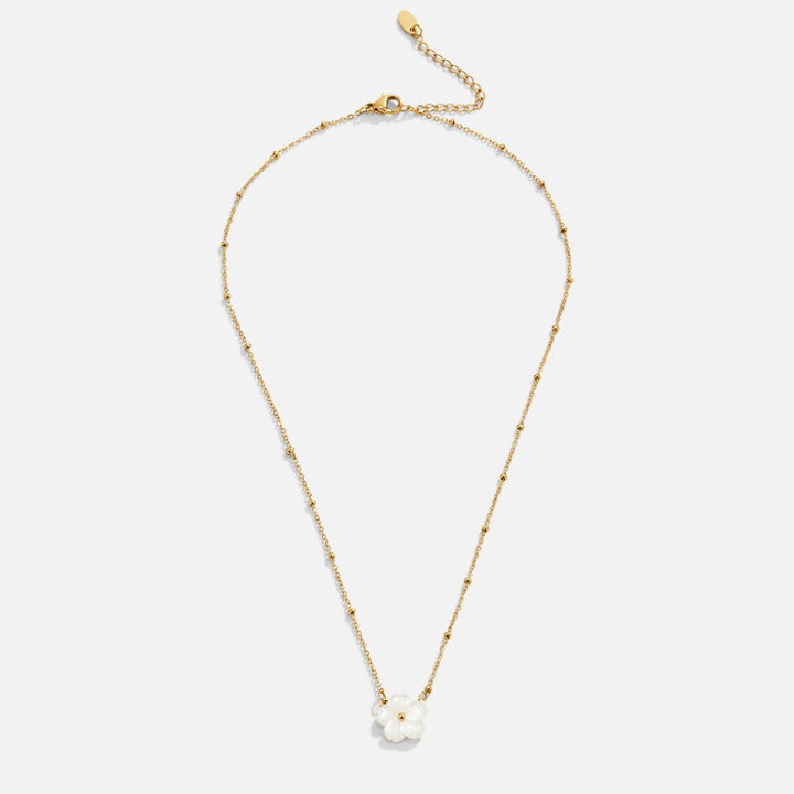 Necklace with White Flower - White Blossom